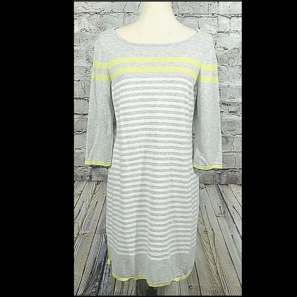 NWT Design history gray Missy dress with sleeves